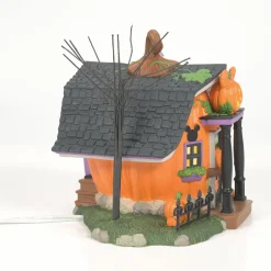 Department 56 Pumpkintown Carving Studio New